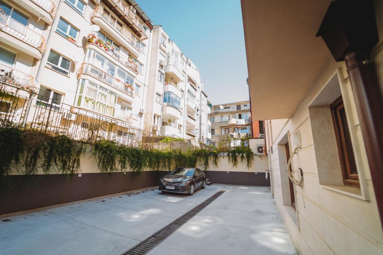 Andreya'S Sea Apartment-Beach, Sea Garden ,Old Town, Free Parking, Free Evcharging Station Varna Exterior photo
