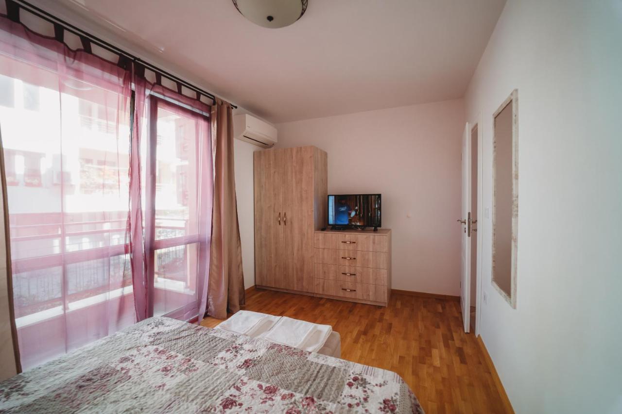 Andreya'S Sea Apartment-Beach, Sea Garden ,Old Town, Free Parking, Free Evcharging Station Varna Exterior photo